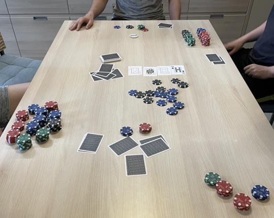 Poker game at LEDAS