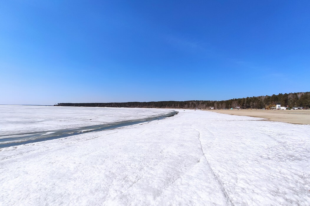 Ob sea in spring